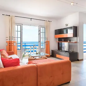 Casa Marilia Сasa de vacaciones La Santa
